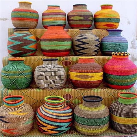 Colorful Hand Woven Baskets From Babatreebaskets Tecelagem à Mão