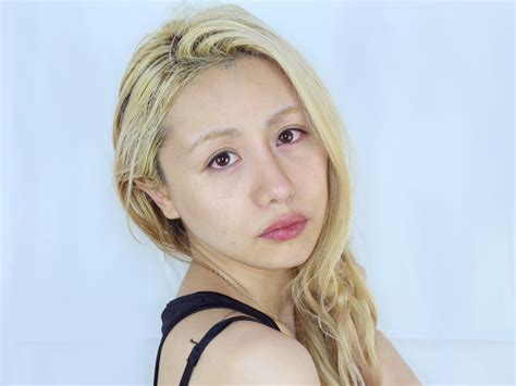 No Makeup Challenge Bare And Bare Faced The Wonderful World Of Wengie