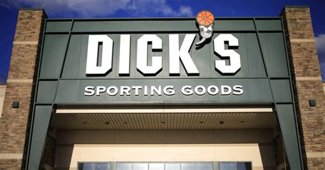 Dick’s Sporting Goods Hires New Cmo Ad Age