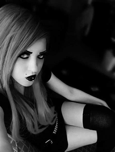 Pin By Lavernia Dark 🕸 On Beautiful Goth Goth Beauty Hot Goth Girls