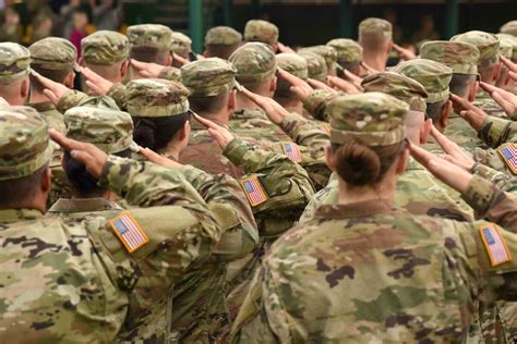 Female National Guard Soldiers Become First 2 Women To Graduate Army