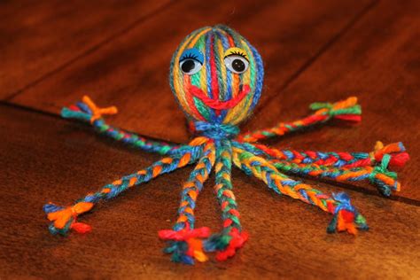 Yarn Octopus Tutorial Simply Home Blog Yarn Crafts For Kids Yarn
