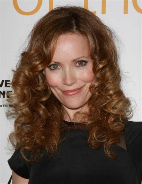 Leslie Mann With Her Long Hair Styled In Spiral Curls