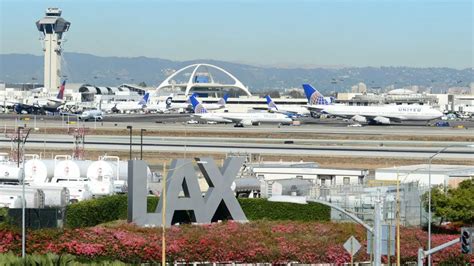 Aeropuerto Internacional De Los Ángeles En La Ciudad De California