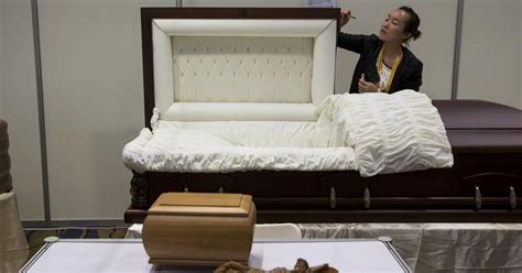 Chinese funeral parlor using 3-D printing to help dead look their best