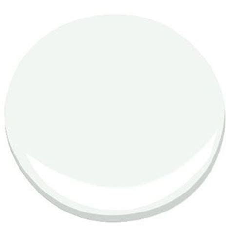 To avoid any yellow tones, paint the ceiling the same color or a slightly warmer color than ceiling white. sherwin williams extra white - trim & ceiling paint color ...