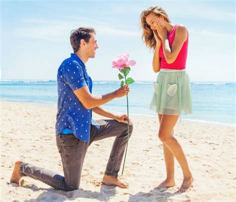 We have compiled some ways through which you can get your guy to propose you without being obvious about it. How to propose to your girl? Get her to say a yes with these 6 special ways! | Lifestyle News ...