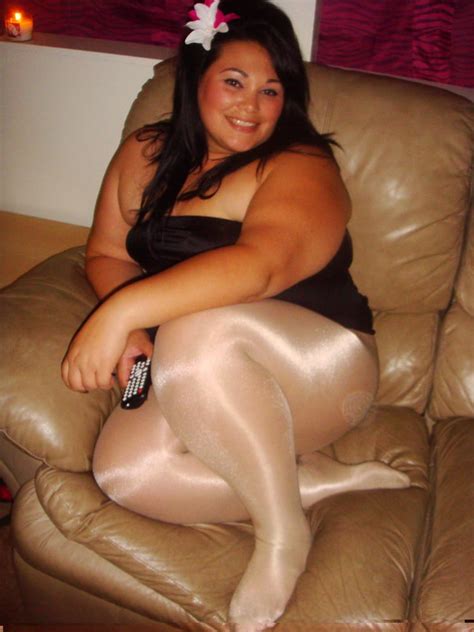 Super Thick Legs In Pantyhose 98 Pics Xhamster