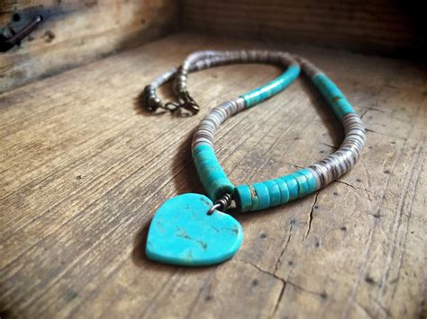 Vintage Southwestern Jewelry Turquoise Heart Heishi Necklace Native