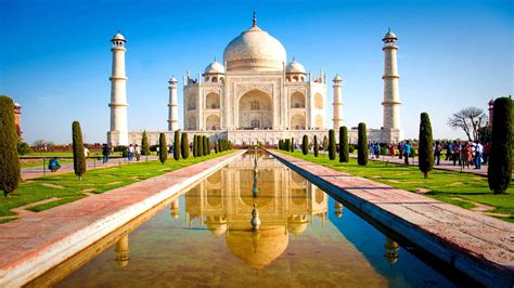 Top 10 Most Visited Tourist Places in India - Popular Attractions