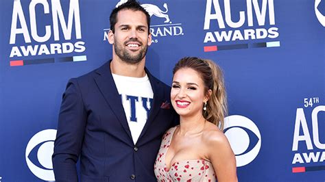 Jessie James Decker And Husband Eric Pose On A Beach In Cheeky Pic Hollywood Life