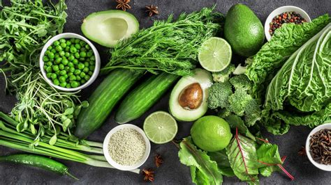 How To Add Green Food To Your Diet Healthshots