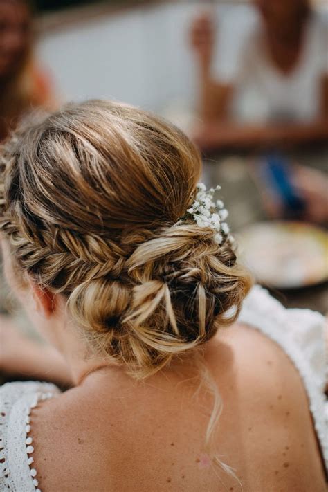 Chignon Boheme Chignon Flou Mariage Coiffure Mariage Tresse Chignon