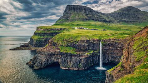 14 Most Spectacular Cliffs in the World - Travel Feed