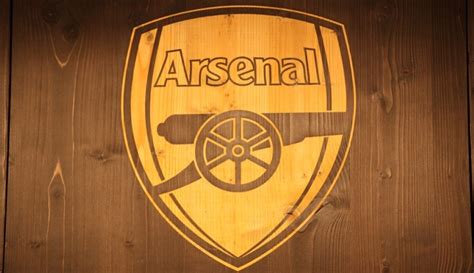 Gambar Logo Arsenal Cermin