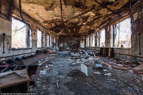 Haunting Photos Show The Institution Where The Mentally Ill And