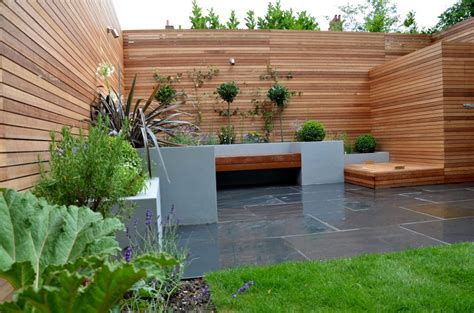 Grey Modern Garden Design Slate Paving Screen Raised Beds Bespoke