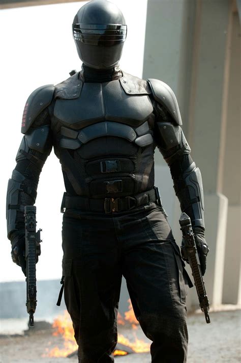 Snake Eyes Cosplay