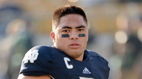 Former Notre Dame Star Manti Te'o Signs New NFL Deal - Game 7