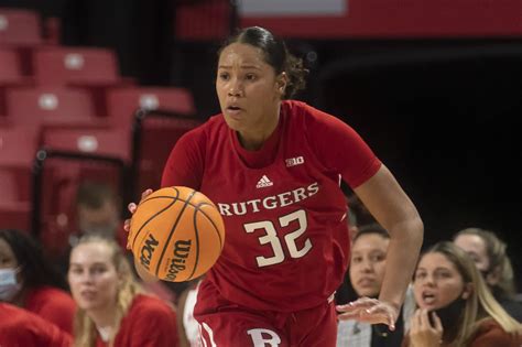 Rutgers Womens Basketball Beats Illinois In Regular Season Finale On The Banks