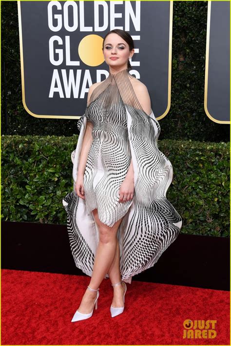 The Acts Joey King Wows On Golden Globes 2020 Red Carpet Photo