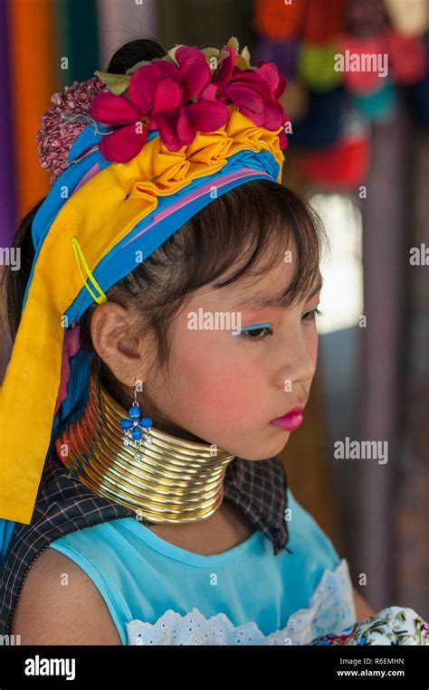 Karen Tribe Thailand Hi Res Stock Photography And Images Alamy