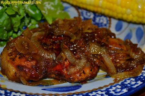 Give boneless pork chops a subtle indian influence with this recipe, which tops them with a sweet freshly ground black pepper. Sweet & Savory Pork Chops - Mrs Happy Homemaker