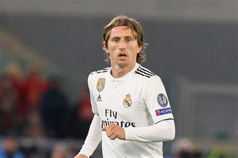 Luka modric is in now way overrated or undeserving of all the praise that he has been getting lately. 34 Jahre: Weltfußballer Luka Modric feiert Geburtstag
