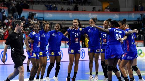 Mondial Féminin De Handball La France Se Défait De La Suède Et Se