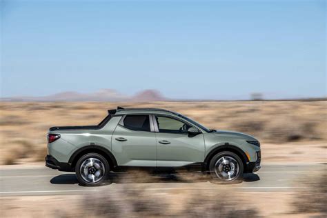 Putting the fun in functional, the 2022 santa cruz steps out of the crossover fray with sharp looks, compelling maneuverability, and a bed to separate the cargo from the cabin. 2022 Hyundai Santa Cruz is Cool Compact Pickup with Tucson ...