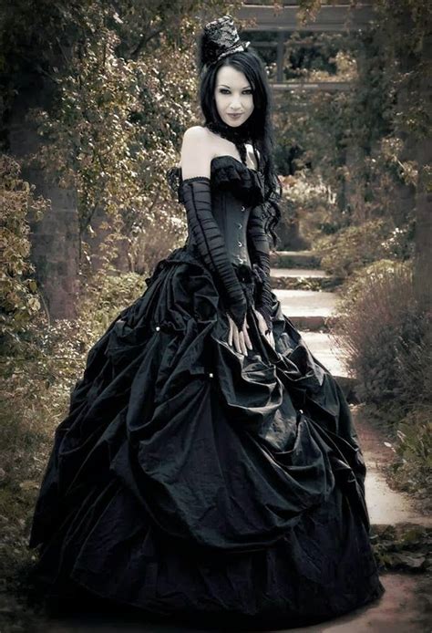 Beautiful Victorian Dress What Are You Wearing To Our Mad Hatter Party