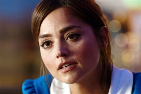 Clara In The Diner Doctor Who Doctor Who Series 9 Doctor