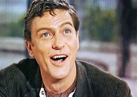 dick van dyke looks exactly the same in new mary poppins movie