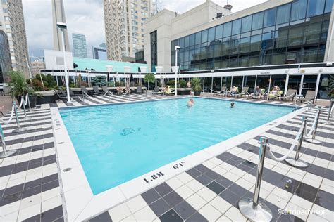 Radisson Blu Toronto Downtown Pool Pictures And Reviews Tripadvisor