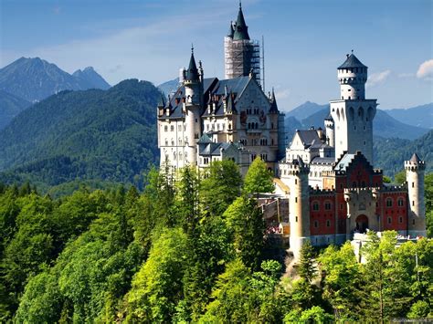 Free Download German Tour Neuschwanstein Castle Wallpaper 1600x1200