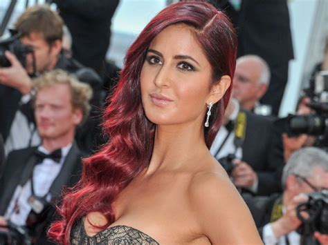 Katrina Kaifs Red Hair Whats The Fitoor Behind It