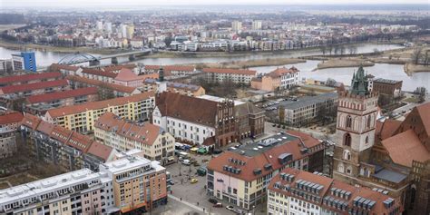 Sie erreichen mich und meine kolleginnen montag und dienstag sowie donnerstag und freitag in der zeit von 09.00 bis. Bürgermeisterwahl in Frankfurt/Oder: Aufbruch Ost - taz.de