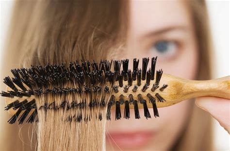 How To Clean A Comb From Hair And Dirt Veseldom