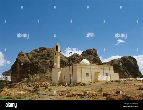 Senafe Mosque Eritrea Stock Photo Alamy