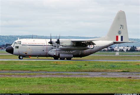 Lockheed C 130e Hercules L 382 Australia Air Force Aviation