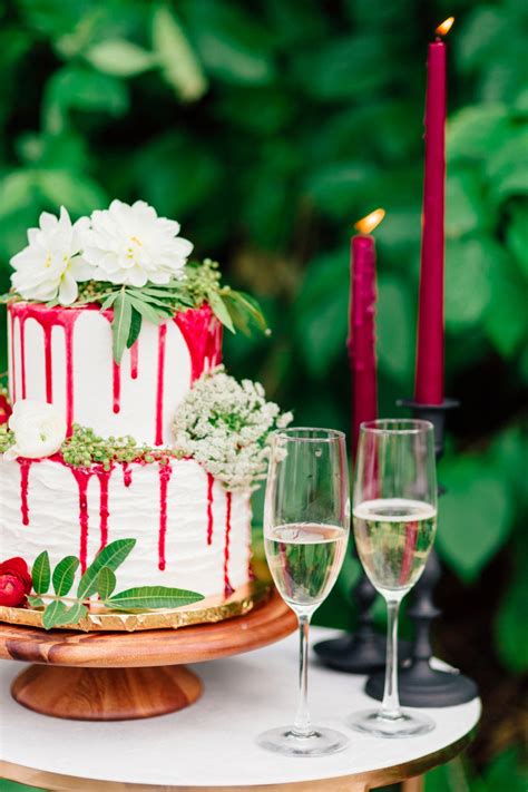 Perfect for greenery wedding, spring, or summer wedding. Romantic Green Garden Wedding Ideas | Every Last Detail
