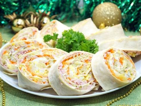 Оливье-рулет к Новому году: рецепт праздничного блюда