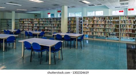 Empty Classroom Stock Photo 41711533 Shutterstock