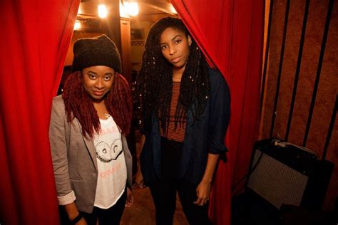 yas 2 dope queens jessica williams and phoebe robinson fronting hbo specials the comic s comic