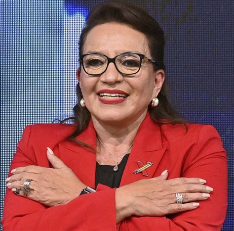 Xiomara Castro Sarmiento Se Convierte En La Primera Mujer Presidenta De