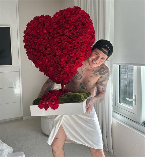 Valentines Day 2023 How The Stars Celebrated Us Weekly