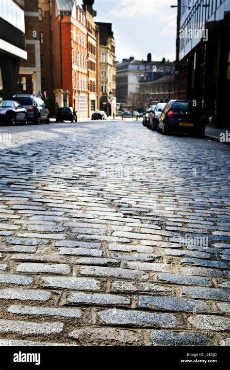 London Cobblestone Street England High Resolution Stock Photography And