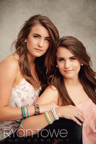 Sister Photography Poses Sisters Pose Posing Pinterest Sister Poses Sister Photography