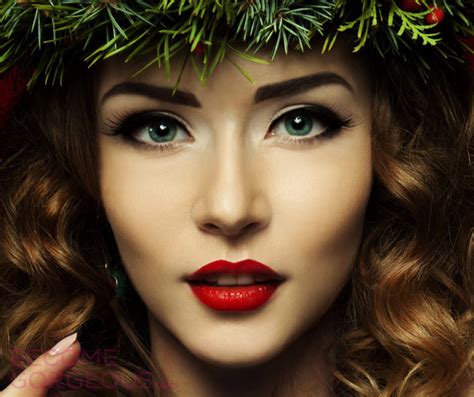 20 Easy Holiday Makeup Ideas For Every Season
