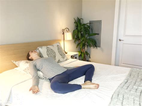 Get Your Best Nights Sleep With This Bedtime Yoga Sequence Bloom And Spark